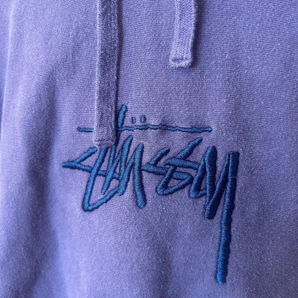 Stussy Deep Purple Hoodie for Men - Picture 3 of 4